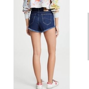 NWT Lee Womens Vintage Modern Denim High Rise Cut Off Blue Jean Shorts Size 30
